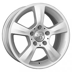 Mercedes-Benz MR136 - Silver